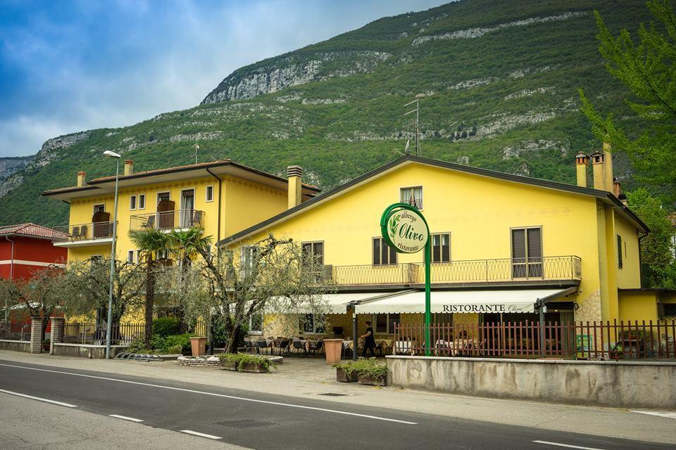 Albergo Olivo Belluno Veronese Exterior foto