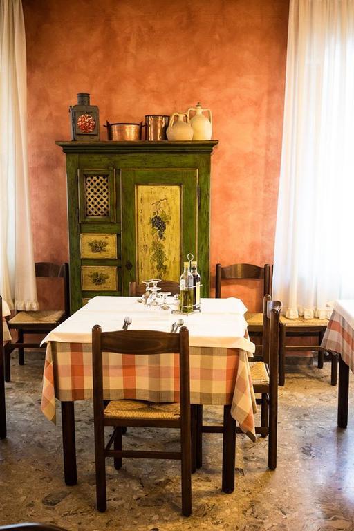 Albergo Olivo Belluno Veronese Exterior foto